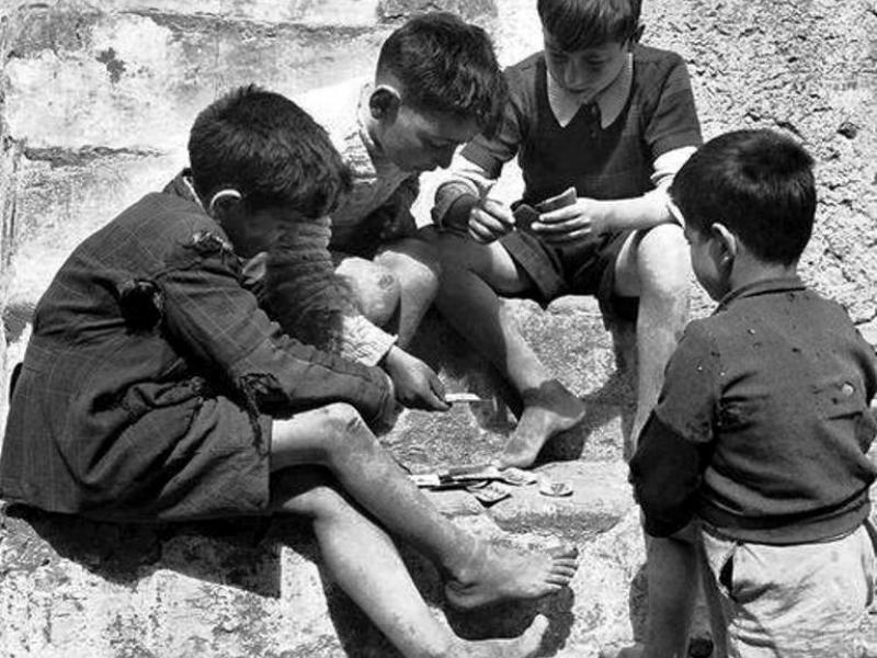 παιδιά αγόρια παιχνίδι