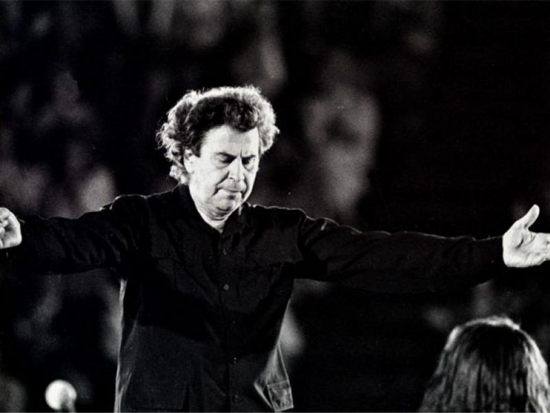 mikis theodorakis o dikos mas mikis