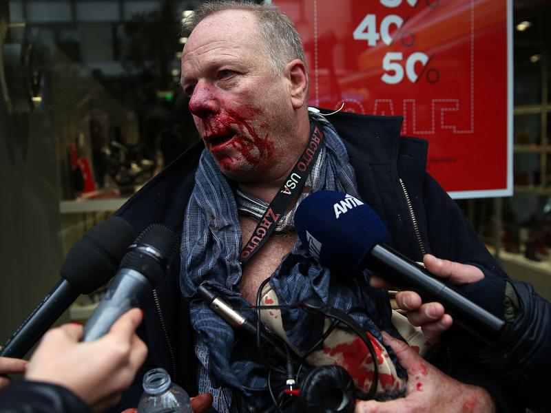 dimosiografos syntagma