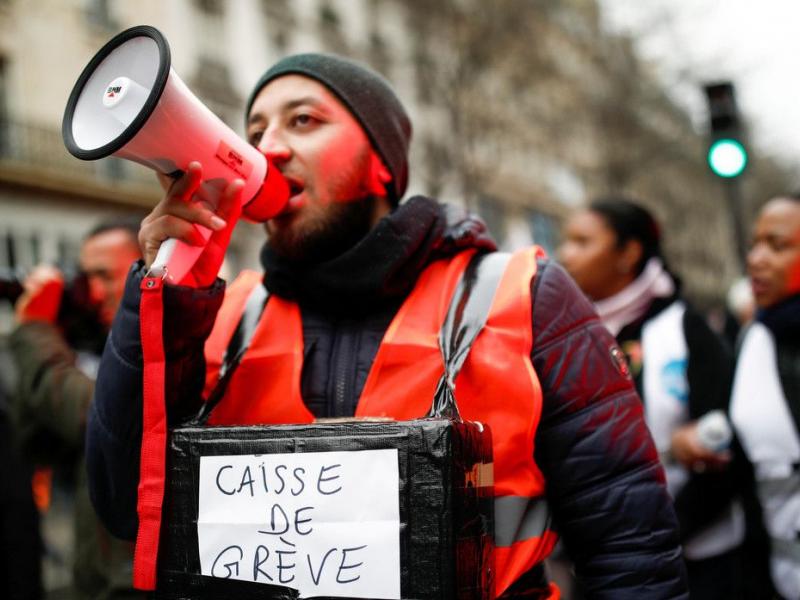 gallia parisi diadiloseis