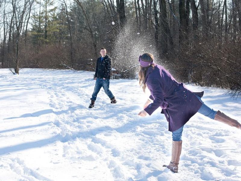 Χιονόμπαλα, χιονοπόλεμος, χιόνια