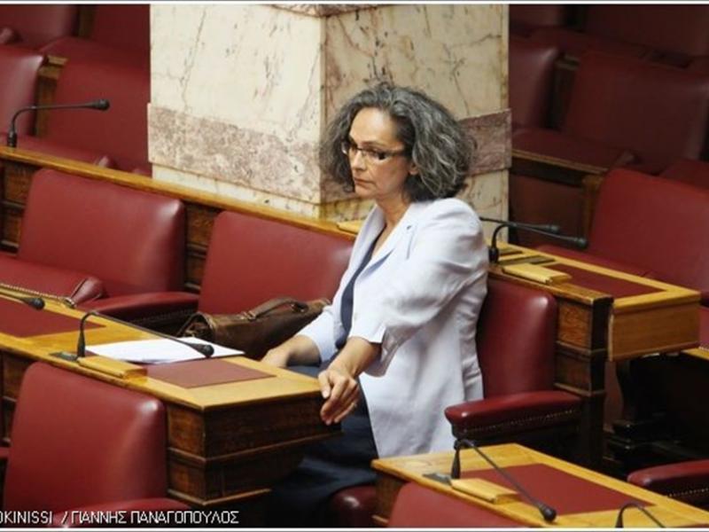 i-aneksartiti-bouleutis-sofia-sakorafa-upostirikse-sti-diarkeia-tis-suzitisis-stin-olomeleia-.jpg
