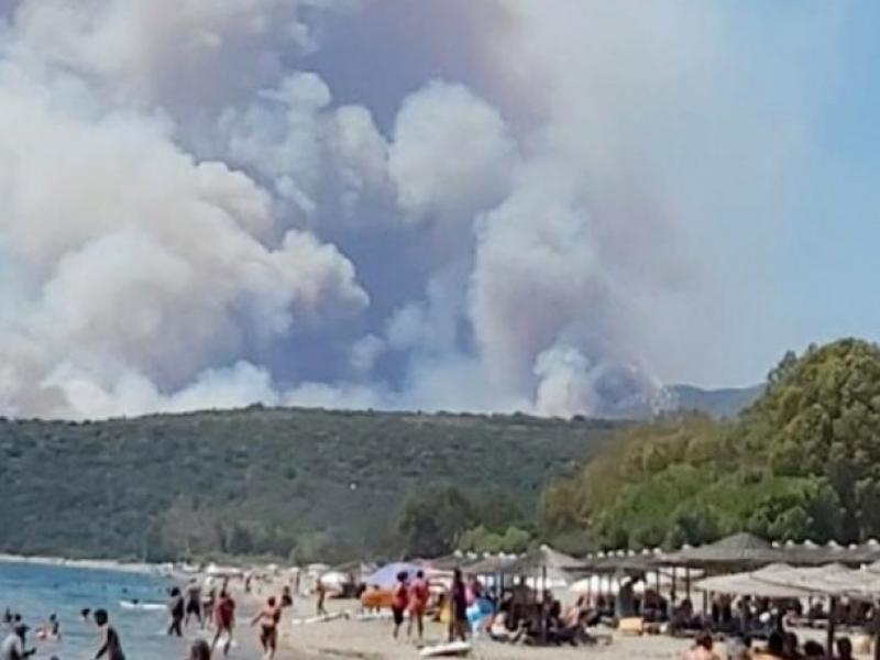 Φωτιά στη Μάνη