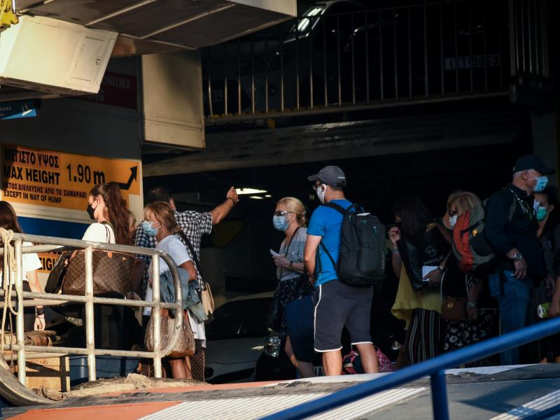 αυξημένη η κίνηση στον Πειραιά