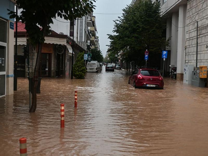 Κλειστά μέχρι την Παρασκευή τα σχολεία στους δήμους Καρδίτσας και Μουζακίου