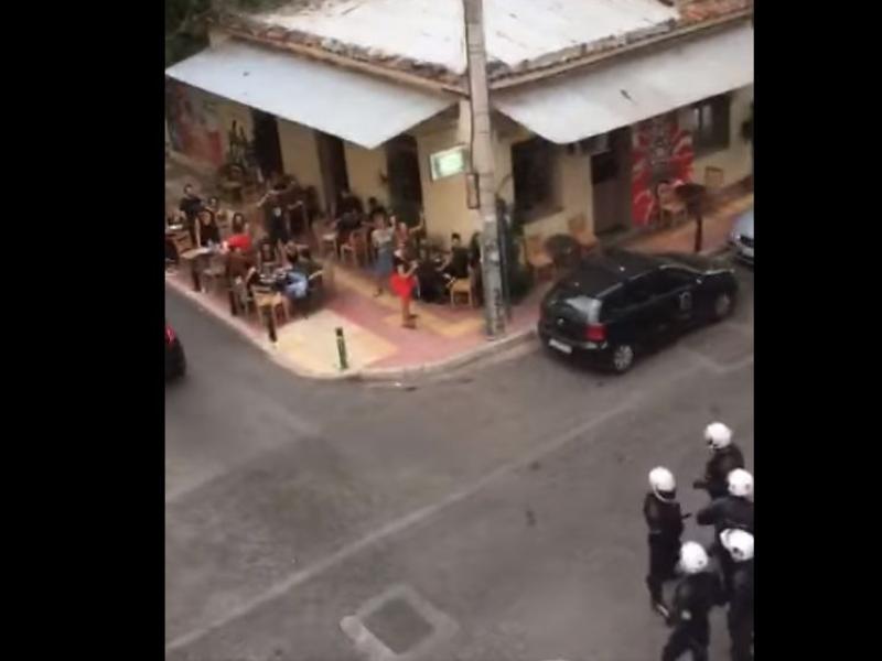 akornteon metaxourgeio