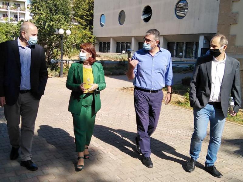 Σε Πάντειον και Χαροκόπειο ο Βασίλης Διγαλάκης