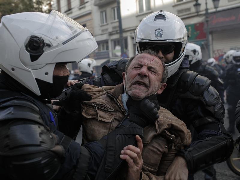 Εκπαιδευτικοί- Πολυτεχνείο: Καταγγέλλουμε την απρόκλητη επίθεση των δυνάμεων καταστολής 