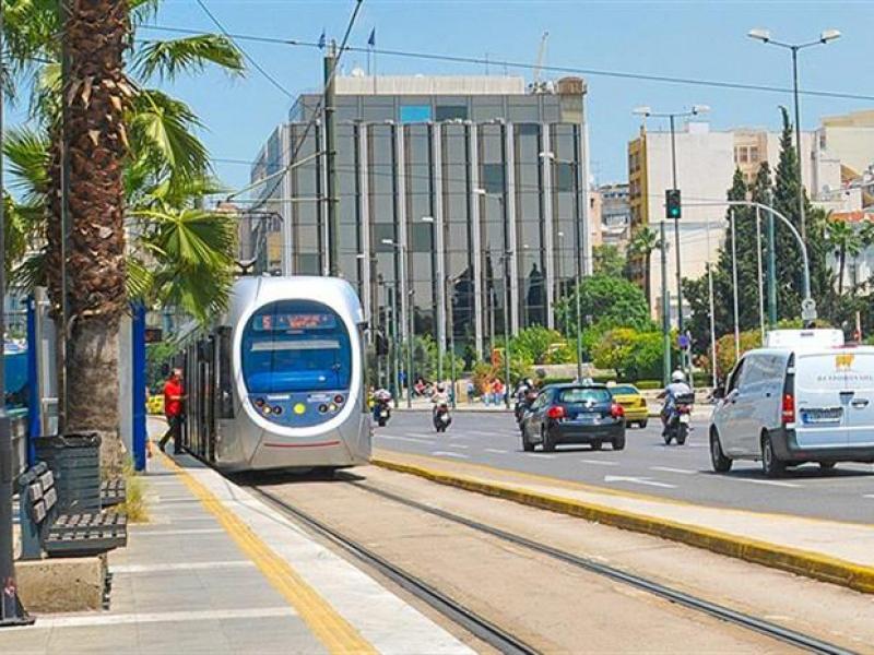 tram syntagma