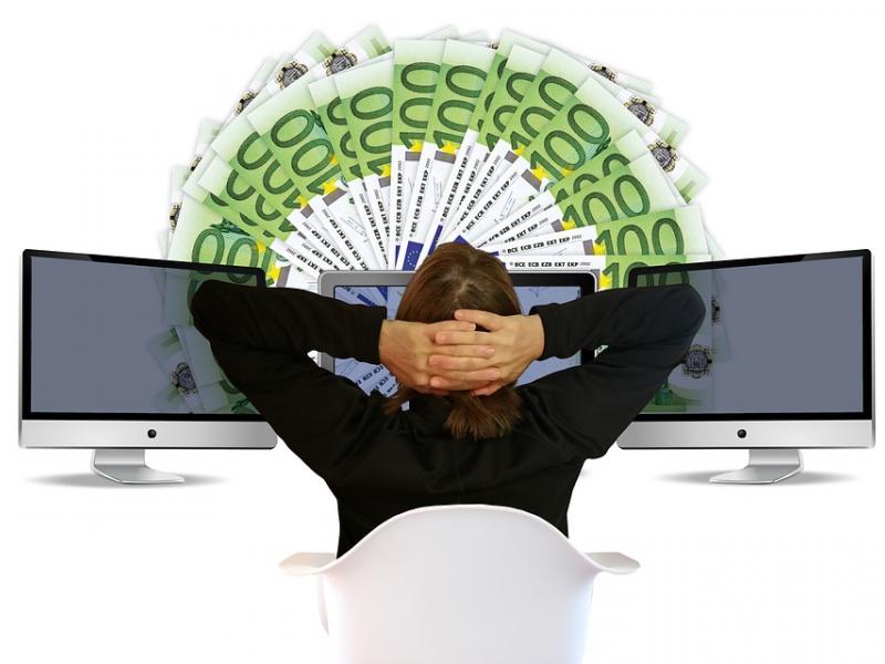 ΟΑΕΔ: Επιταγή κατάρτισης 2.520€ σε 10.000 ανέργους