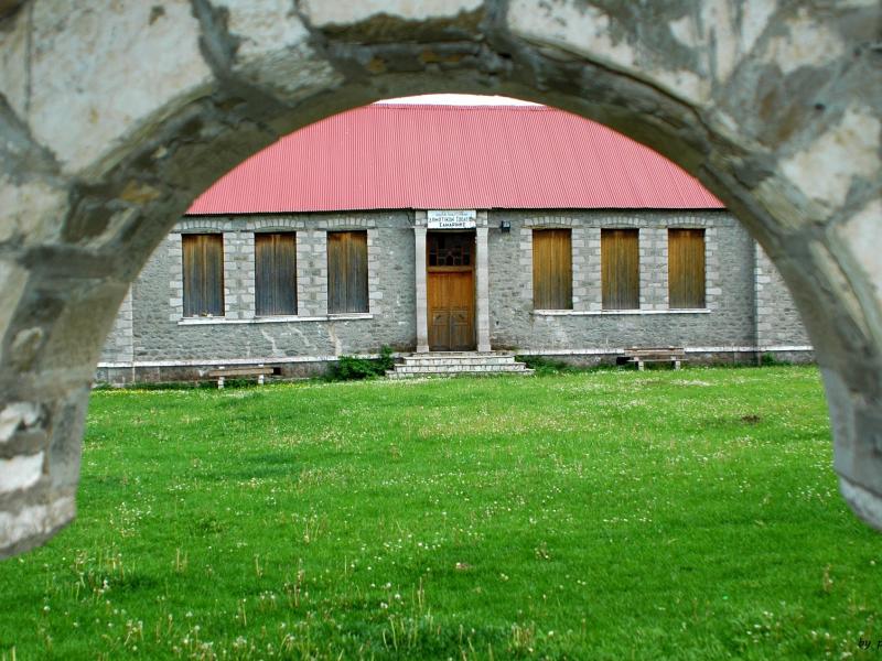 dimotiko_sxoleio-samarina.jpg