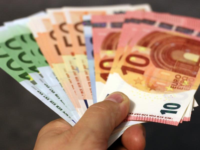 money-euro_lefta_xrimata.jpg