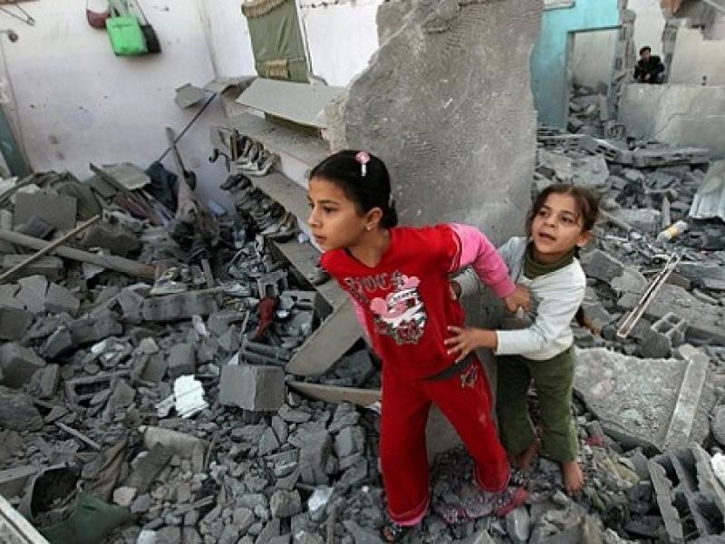 israel_gaza_shoes_529609847.jpeg