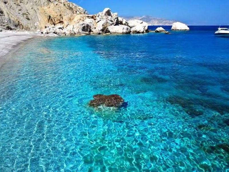 katergo_beach_folegandros.jpg