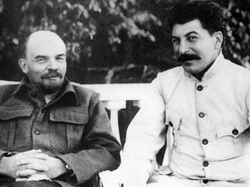 lenin_stalin_600.jpeg