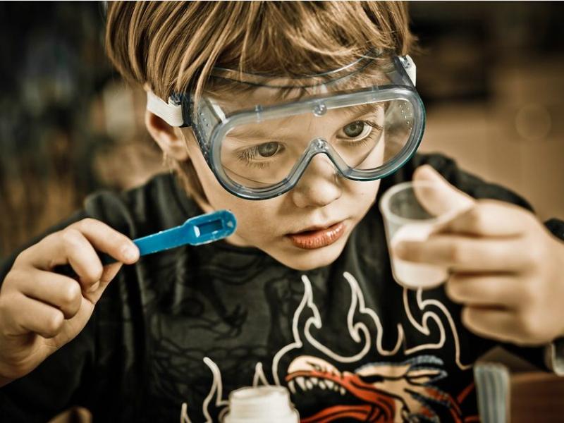 little_scientist_0.jpg