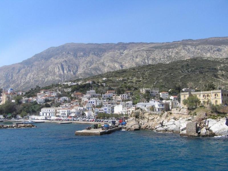 med_1_port_of_agios_kyrikos.jpg