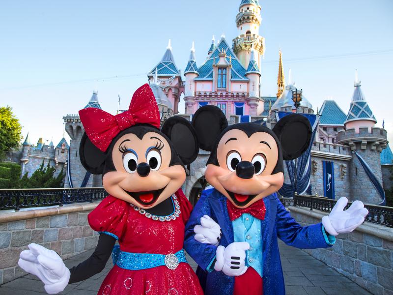 mickey-minnie-mouse-disneyland-diamond-celebration.jpg