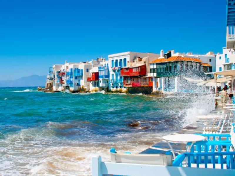 mykonos_560_0.jpg