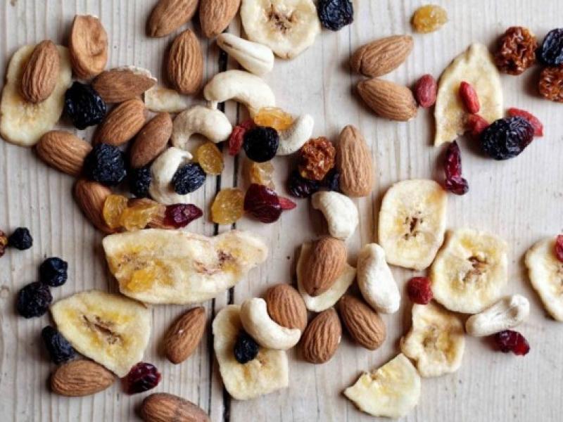 nuts-dried-fruit-666x399.jpg