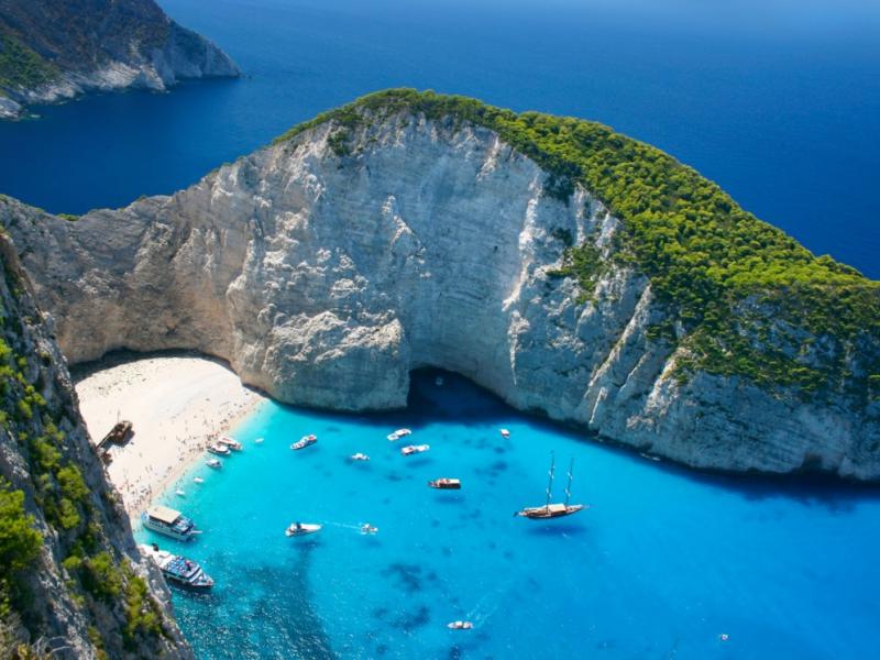 oi-paralies-ths-zakynthou-amazing-navagio-beach-in-zakynthos-island-greece-203-6840_0.jpg