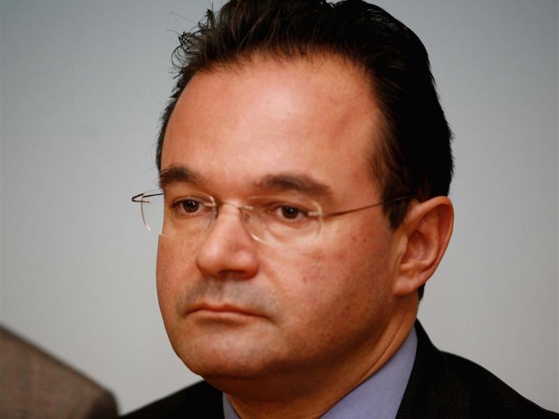papakonstantinou.jpg
