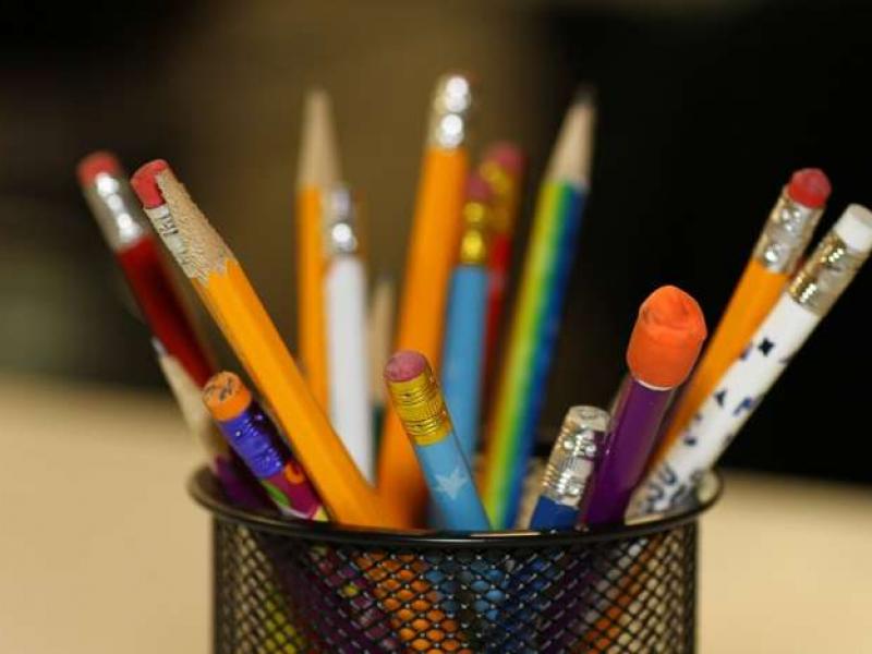 pencils-2409975_960_720_1_2.jpg