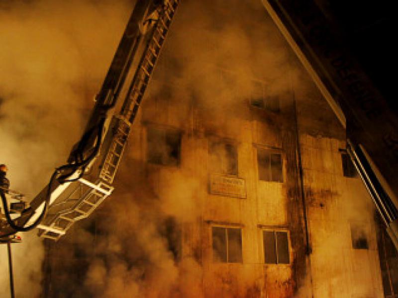 r-bangladesh-factory-fire-large570.jpg