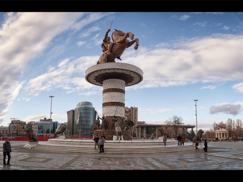 skopje_macedonia_-_alexander_the_great_statue_6.jpg