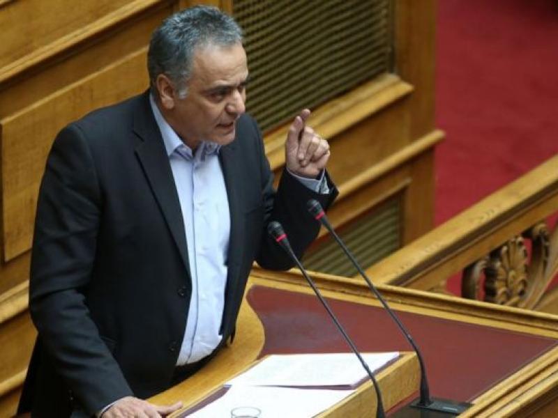 Σκουρλέτης: Σπρώχνετε πελατεία στα ιδιωτικά κολέγια 