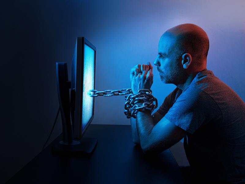 social-media-addiction.jpg