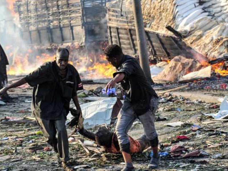 somalia-truck-bomb_650x400_71508072863.jpg