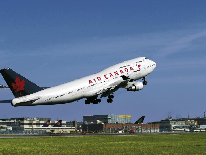 start-air-canada-747.jpg