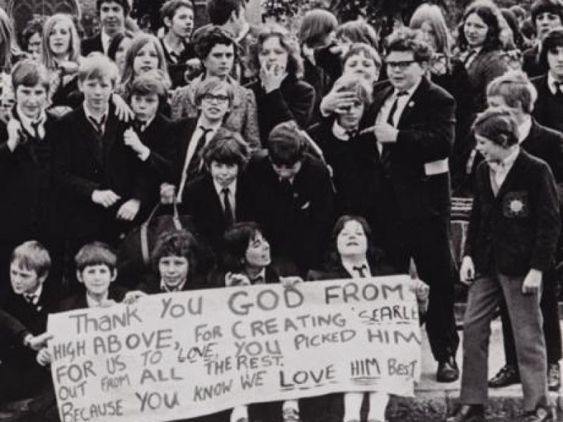 striking-schoolchildren-1971.jpg