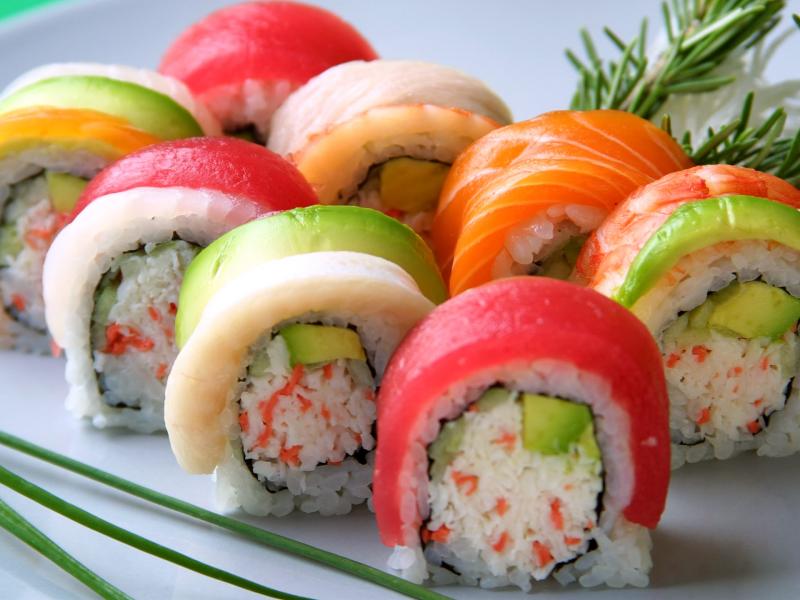 sushi-rainbow_roll.jpg