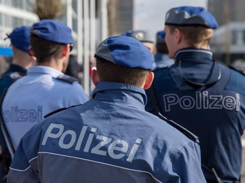 swiss-police.jpg