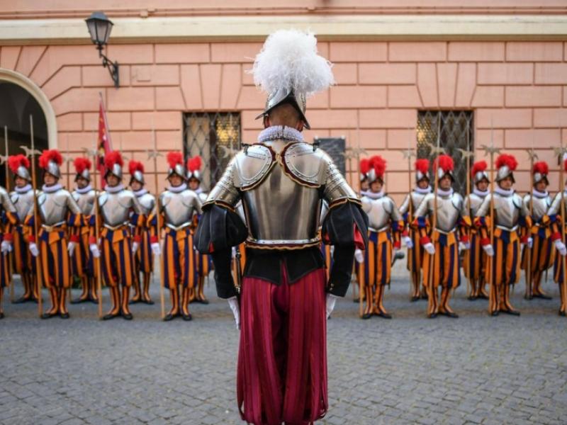 swiss_guard.jpg