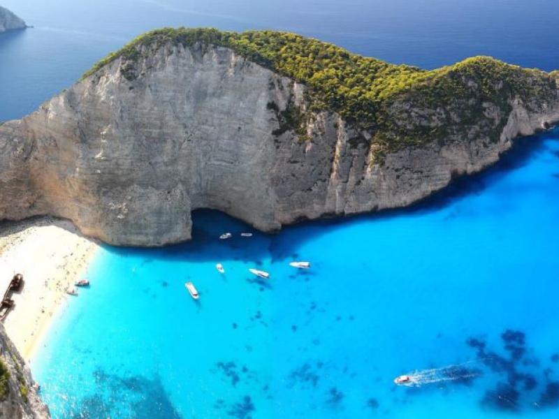 toptenbeaches2_navagio.jpg
