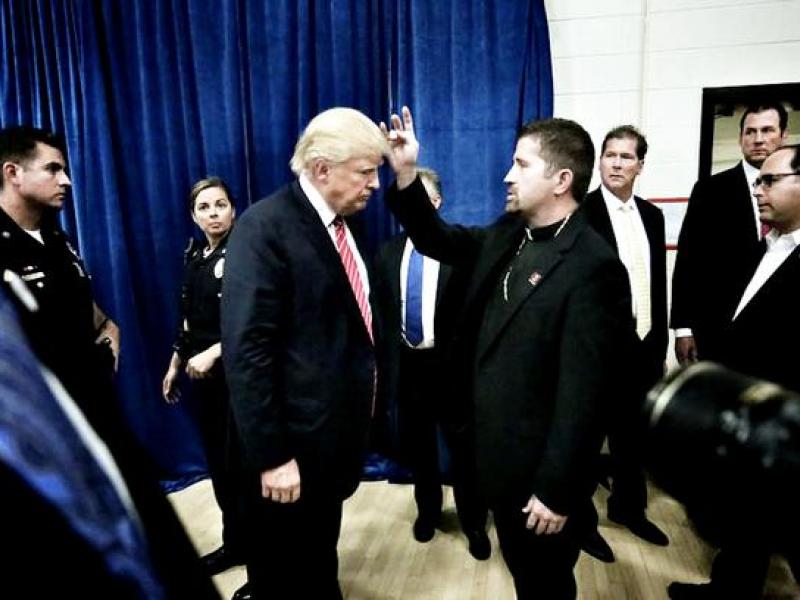 trump-greek-orthodox-blessing1.jpg