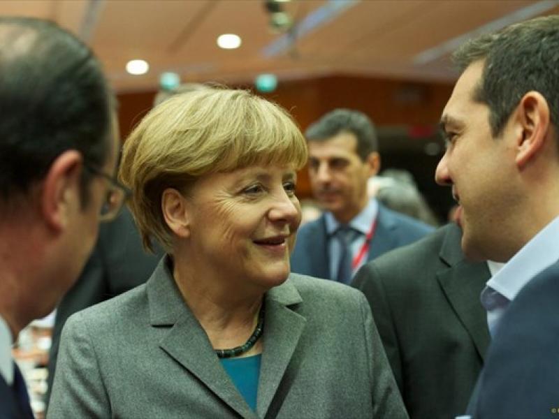 tsipras-merkel-sunodos-korufis.jpg