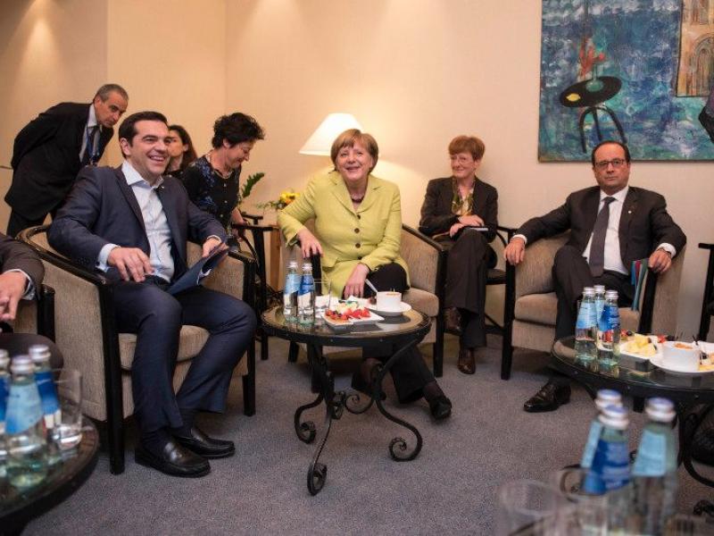 tsipras_olant_merkel.jpg