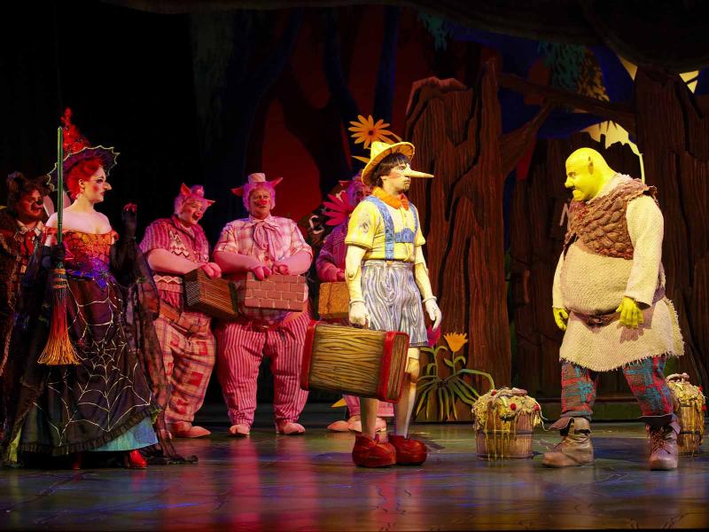 uk.theatre_arts_shrek.jpg