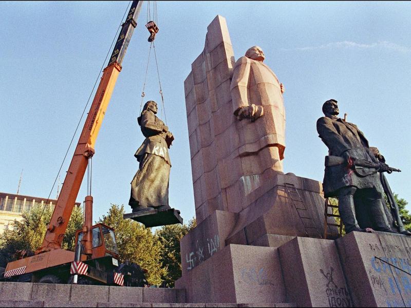 ukraine-lenin_1.jpg