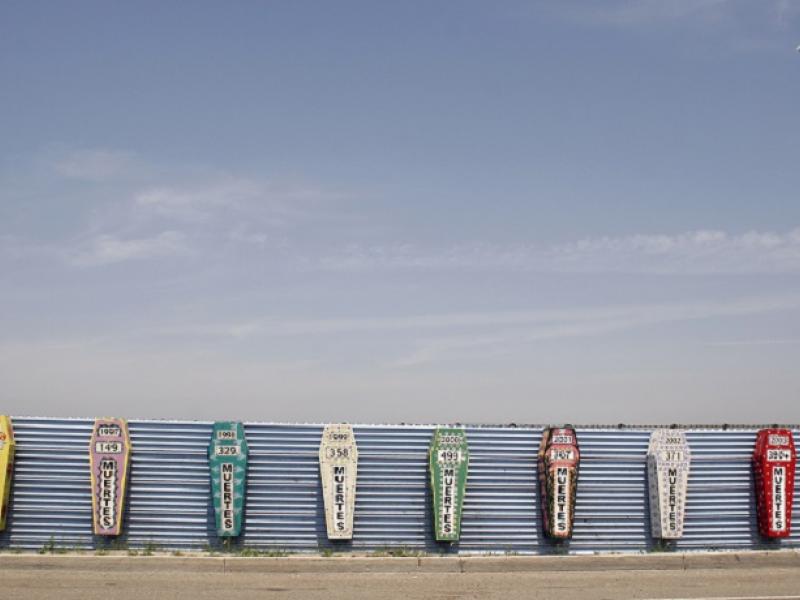 us-mexico_border_deaths_monument.jpg