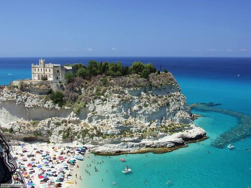 vv_029_monastero_santa_maria_dell_isola_tropea.jpg