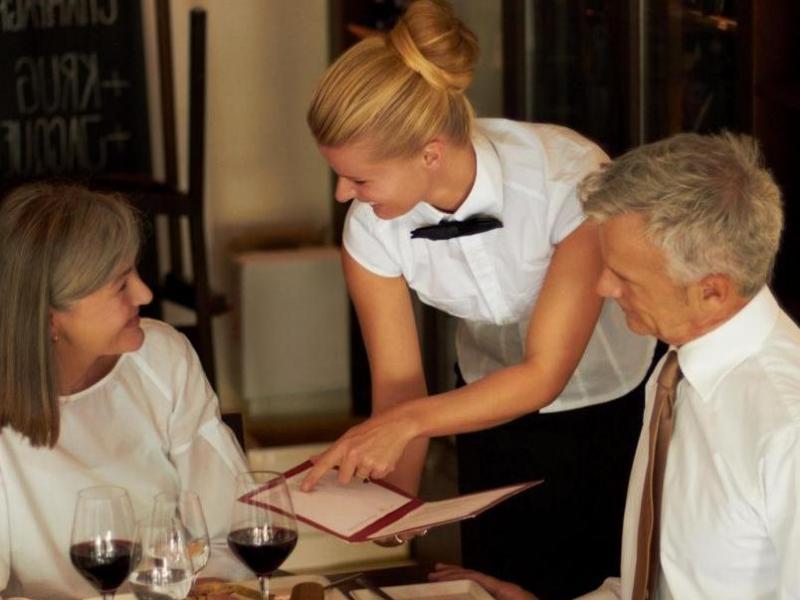 waiter-serving-customers.jpg