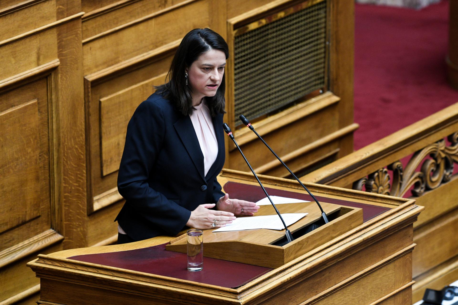 Παρα-σχολείο, παρα-πανεπιστήμιο, παρα-παιδεία
