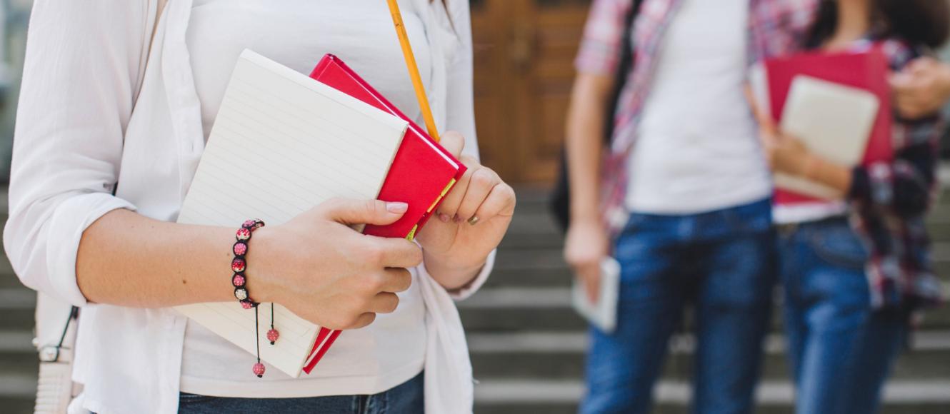 κατ’ εξαίρεση μετεγγραφής