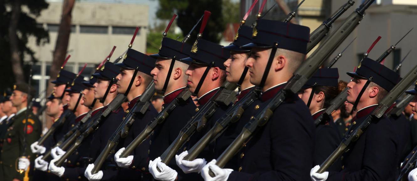 Στρατιωτικές Σχολές