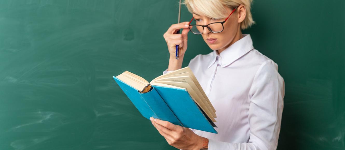 πίνακες εκπαιδευτικών